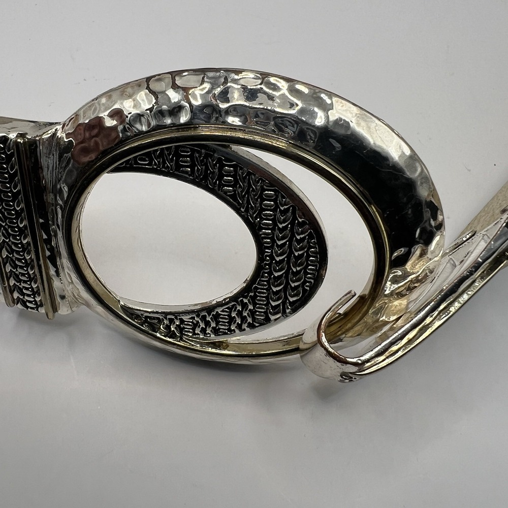 Chico's Black Leather‎ Adjustable Fashion Belt Med/ Large Two Tone Ornate Buckle
